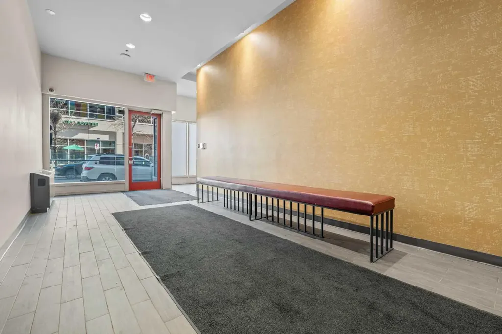 135 13 Avenue SW Calgary AB T2R 0W8