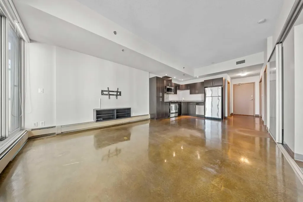 135 13 Avenue SW Calgary AB T2R 0W8