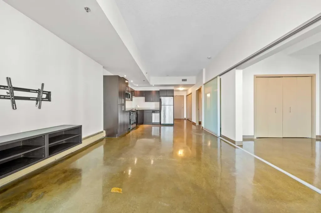 135 13 Avenue SW Calgary AB T2R 0W8