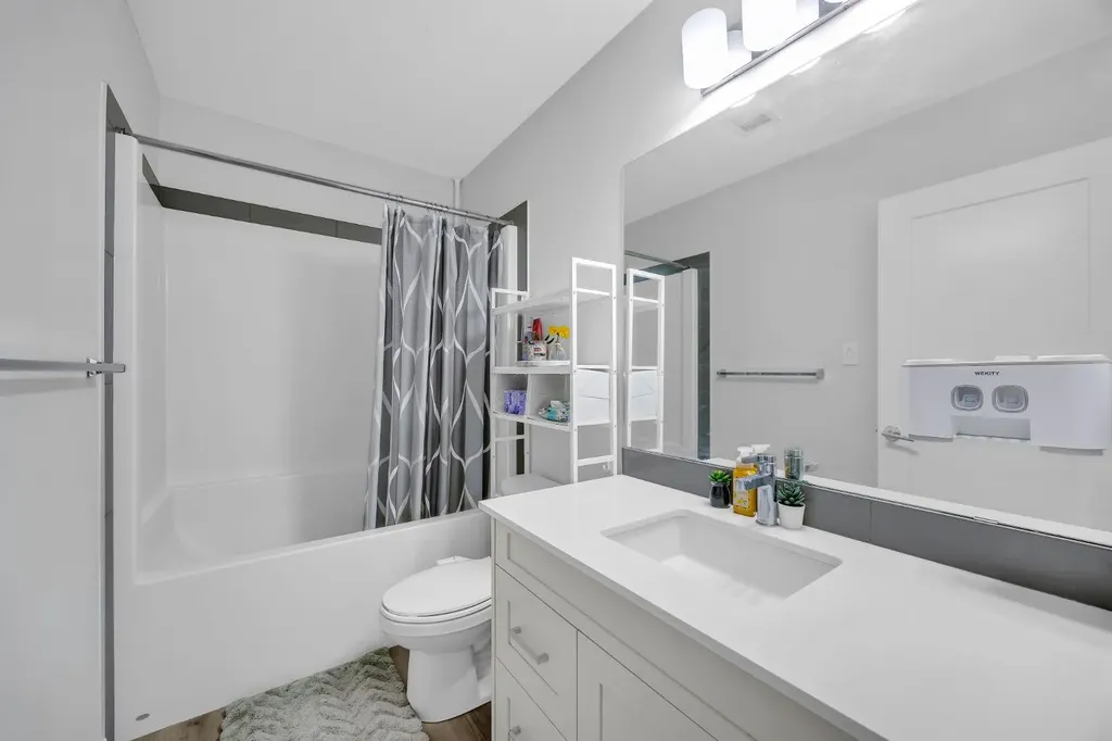 35 Walgrove SE Calgary AB T2X4S6
