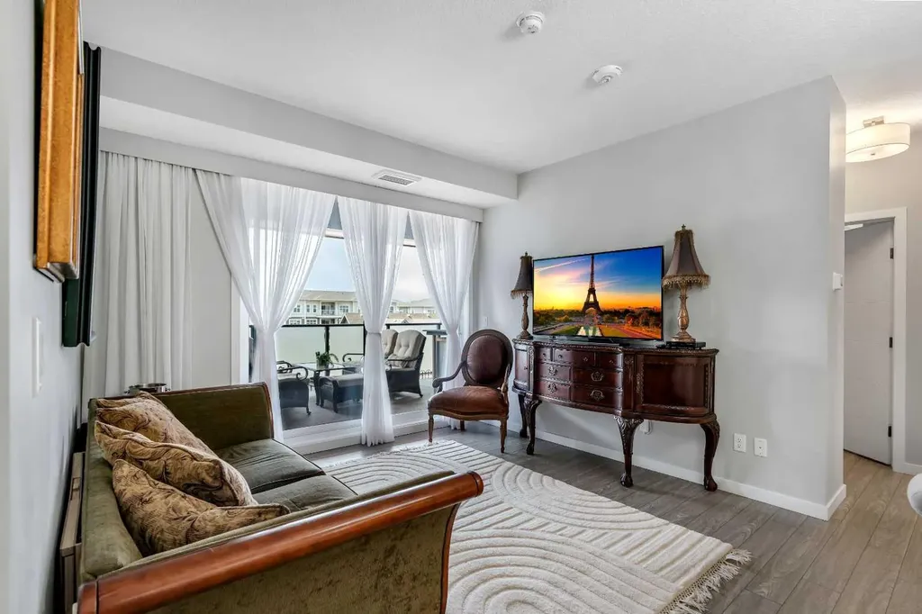 2231 Mahogany Boulevard SE Calgary AB T3M 3E1