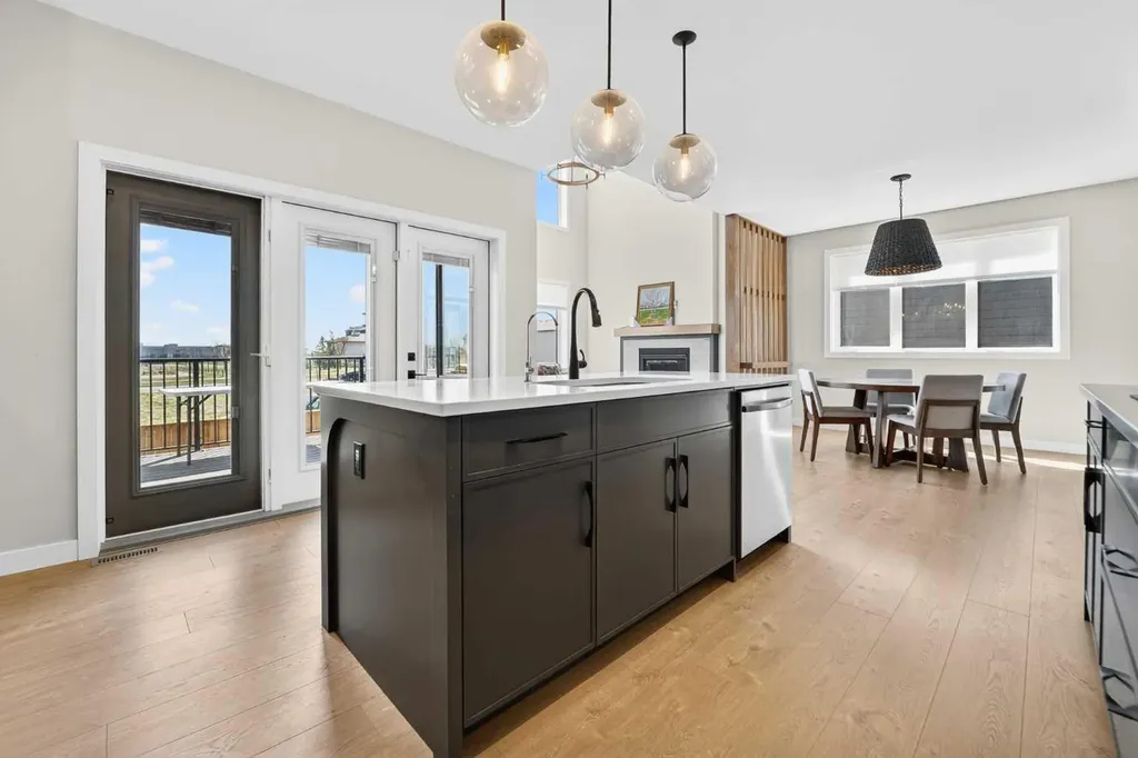 640 Devonia Road W Lethbridge AB T1J 5W3