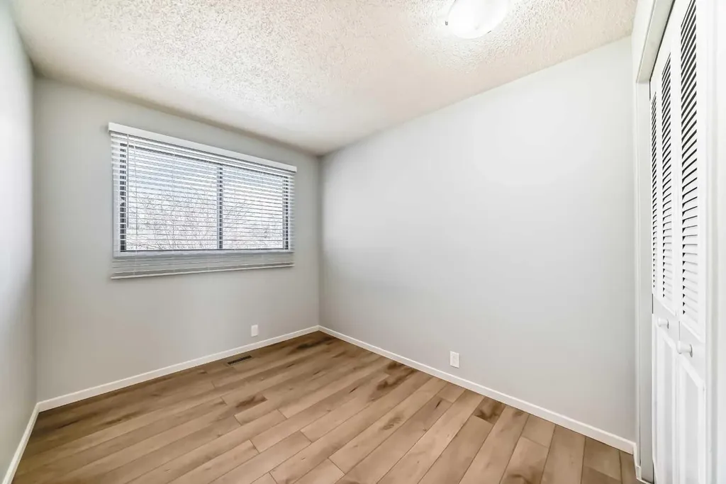 6840 4 Avenue NE Calgary AB T2A 6N3