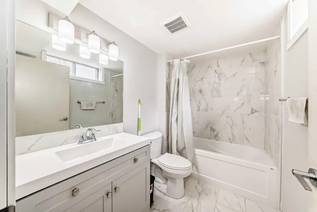 6840 4 Avenue NE Calgary AB T2A 6N3