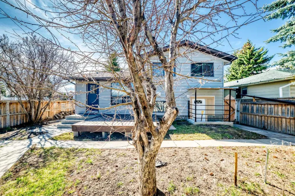 6840 4 Avenue NE Calgary AB T2A 6N3