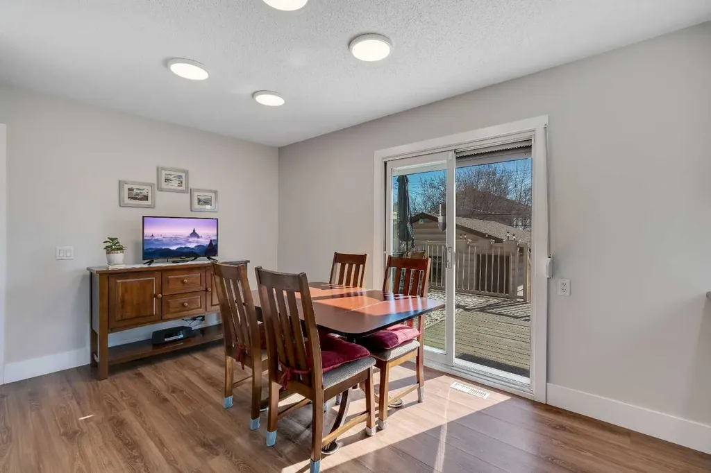 20 Ogmoor Crescent SE Calgary AB T2C 2E9