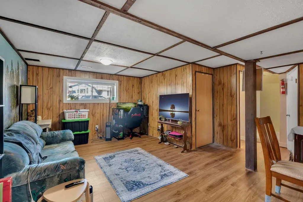 20 Ogmoor Crescent SE Calgary AB T2C 2E9