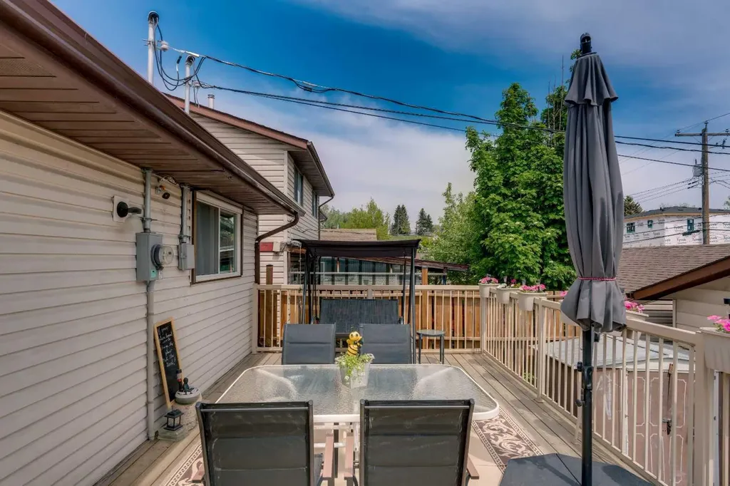 20 Ogmoor Crescent SE Calgary AB T2C 2E9