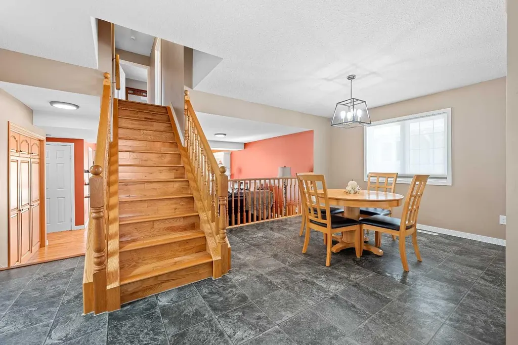5303 23 Street Lloydminster AB T9V 2P9