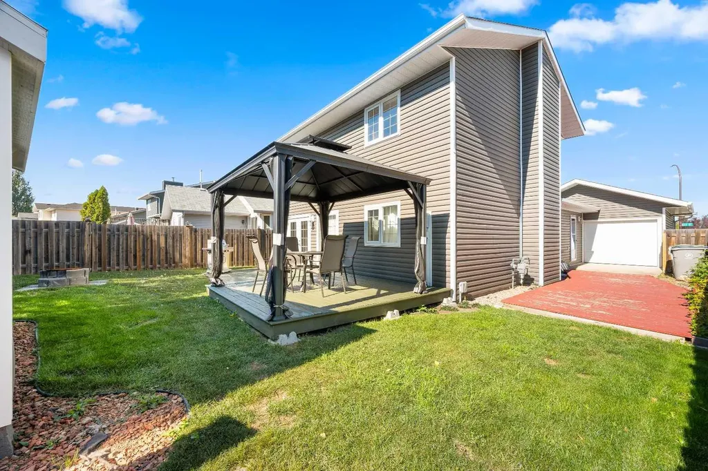 5303 23 Street Lloydminster AB T9V 2P9