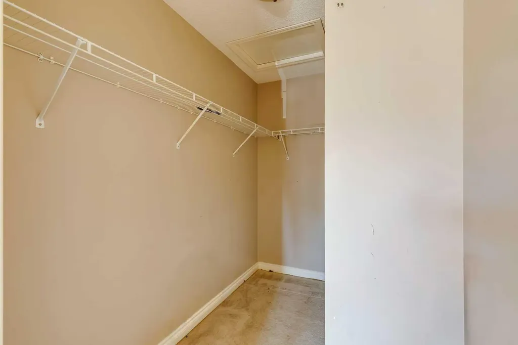 56 Crystal Shores Place Okotoks AB T1S 2G3