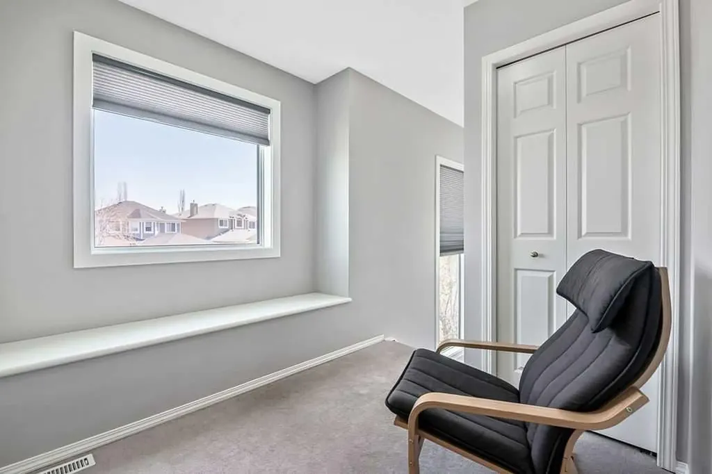 113 Harvest Oak Rise NE Calgary AB T3K 4T9