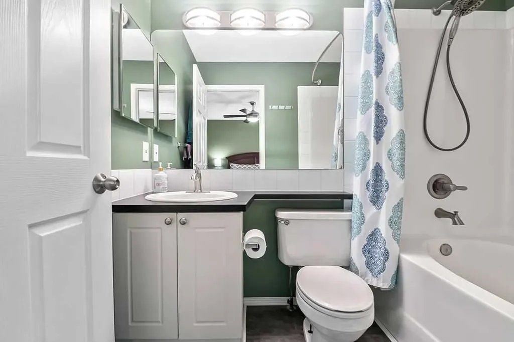 113 Harvest Oak Rise NE Calgary AB T3K 4T9