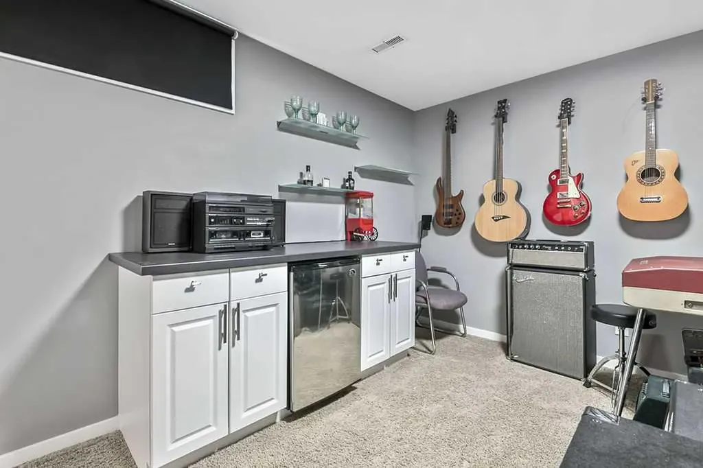 113 Harvest Oak Rise NE Calgary AB T3K 4T9