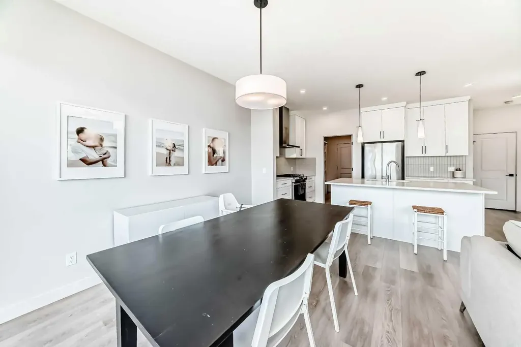 81 Willow Court Cochrane AB T4C 2S7