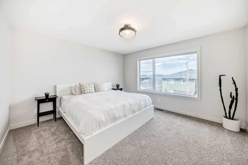 81 Willow Court Cochrane AB T4C 2S7
