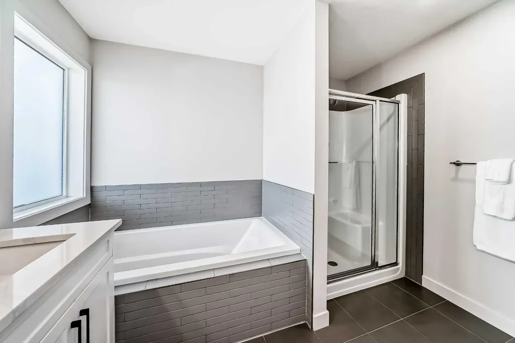 81 Willow Court Cochrane AB T4C 2S7