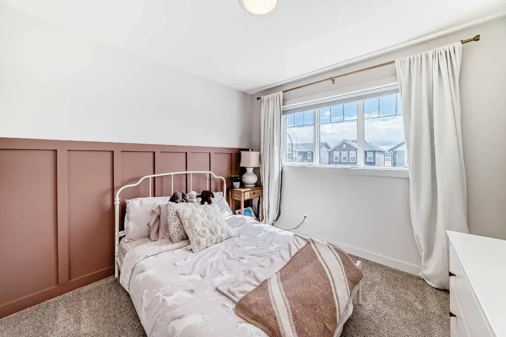 81 Willow Court Cochrane AB T4C 2S7