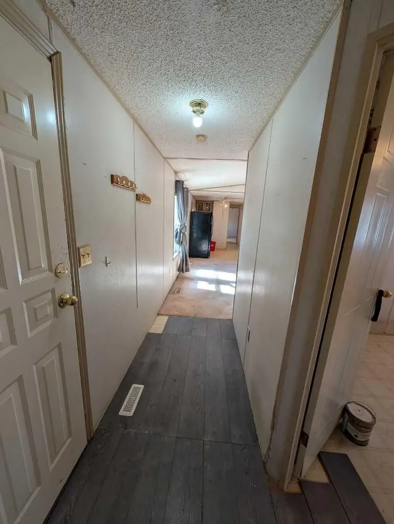 312 Christian Avenue Standard AB T0J3G0