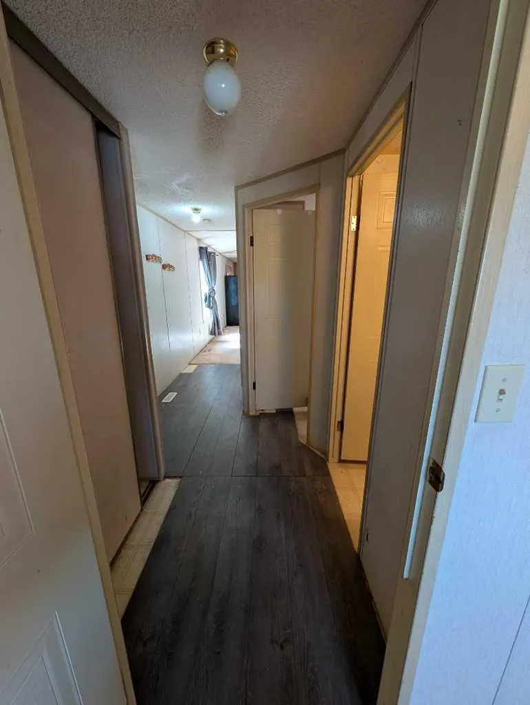 312 Christian Avenue Standard AB T0J3G0
