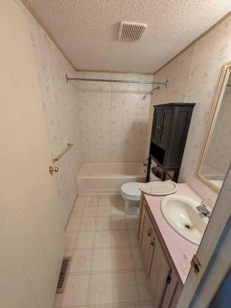 312 Christian Avenue Standard AB T0J3G0