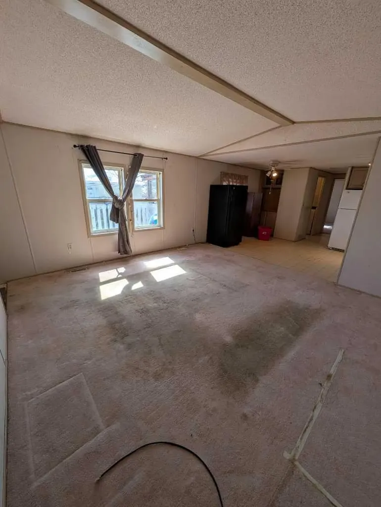 312 Christian Avenue Standard AB T0J3G0