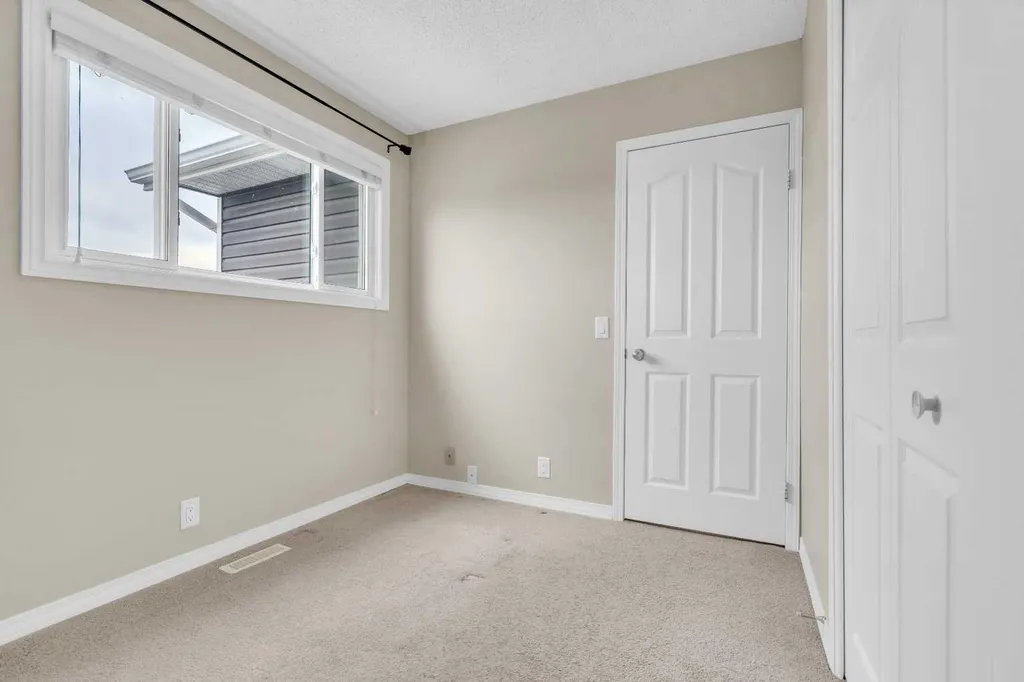 87 Castleglen Road NE Calgary AB T3J 1P2