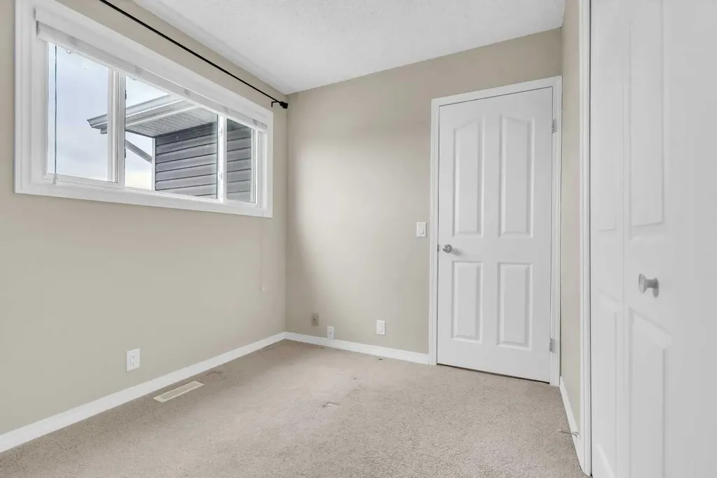 87 Castleglen Road NE Calgary AB T3J 1P2