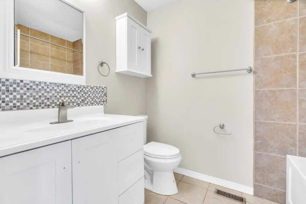 87 Castleglen Road NE Calgary AB T3J 1P2