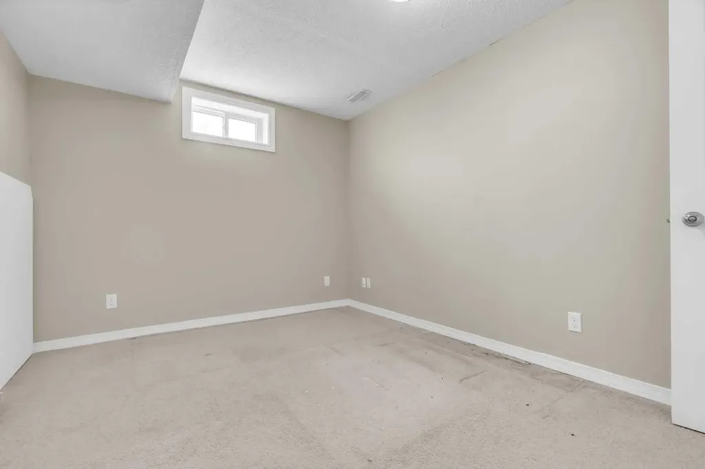 87 Castleglen Road NE Calgary AB T3J 1P2