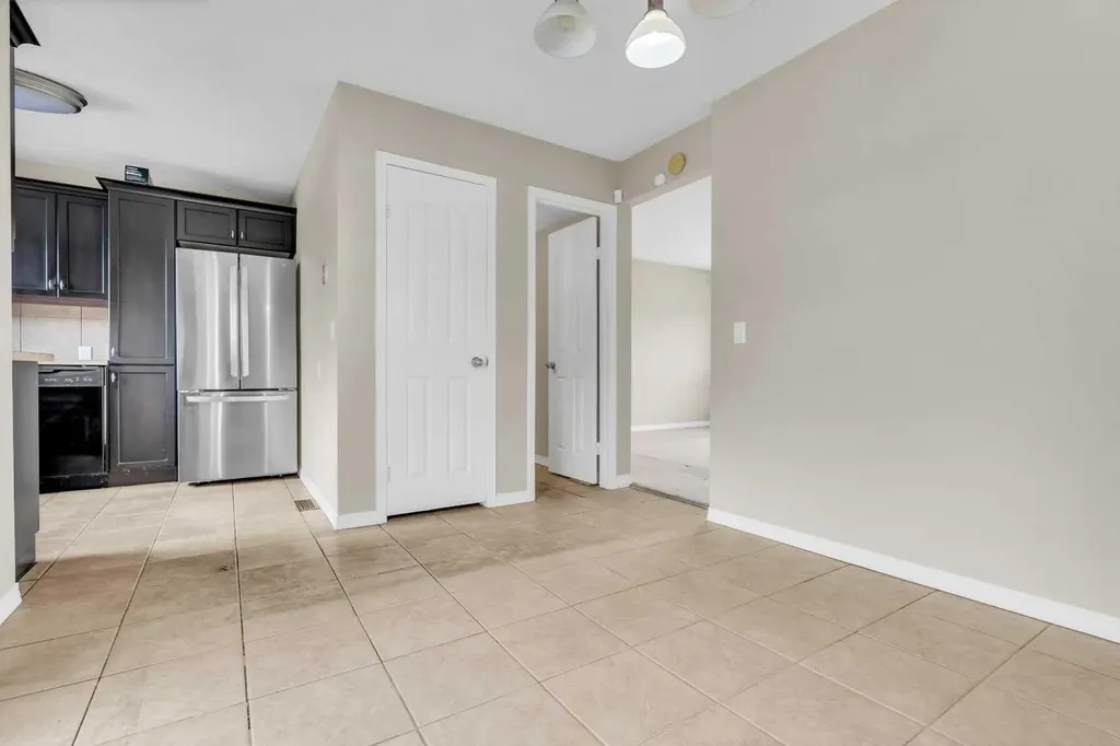 87 Castleglen Road NE Calgary AB T3J 1P2