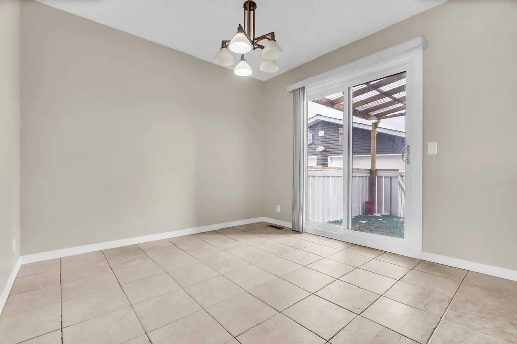 87 Castleglen Road NE Calgary AB T3J 1P2