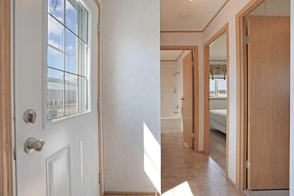 45 Meadowplace Crescent E Brooks AB T1R 0R5