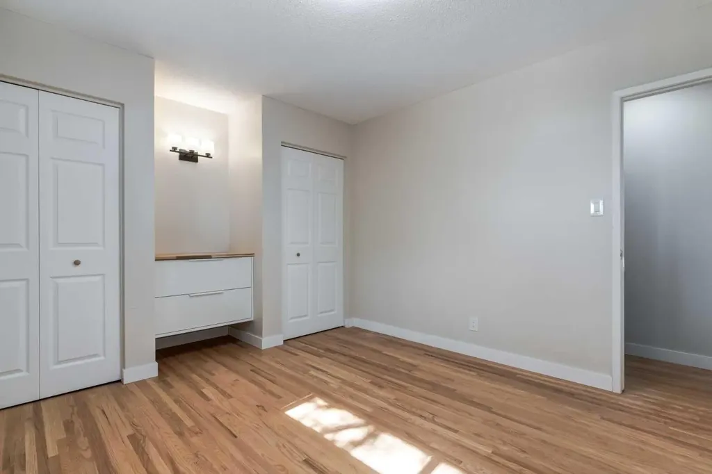 840 Raynard Crescent SE Calgary AB T2A 1X7