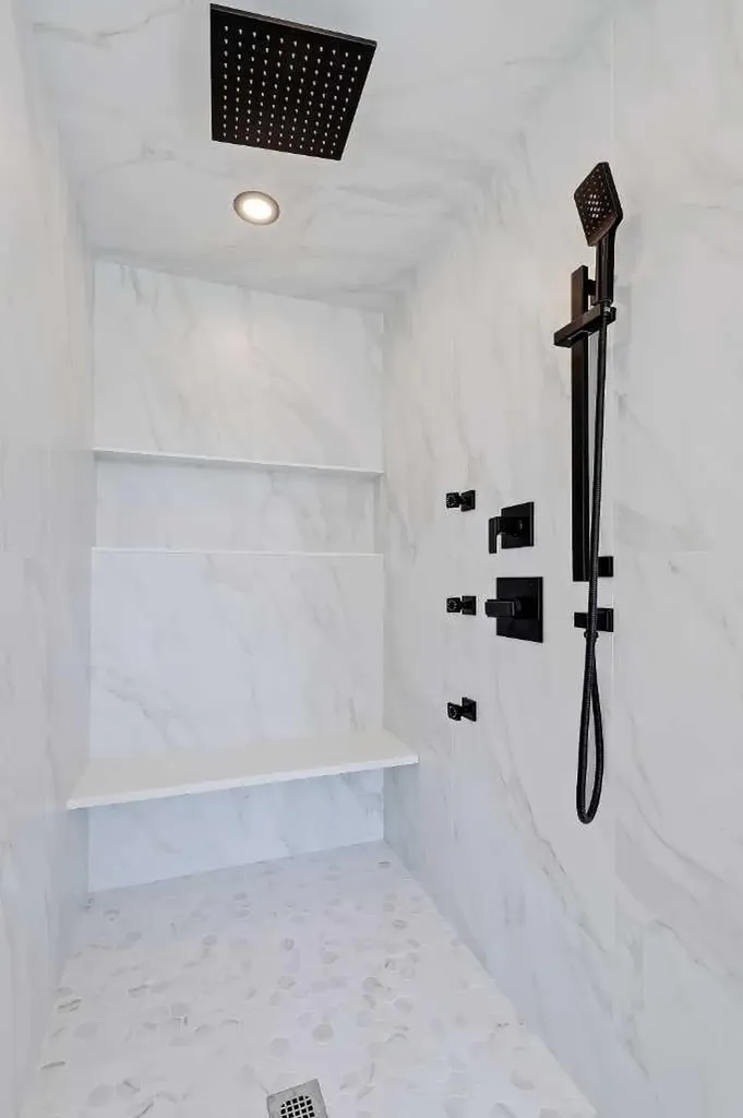 520 22 Avenue NW Calgary AB T2M 1N6