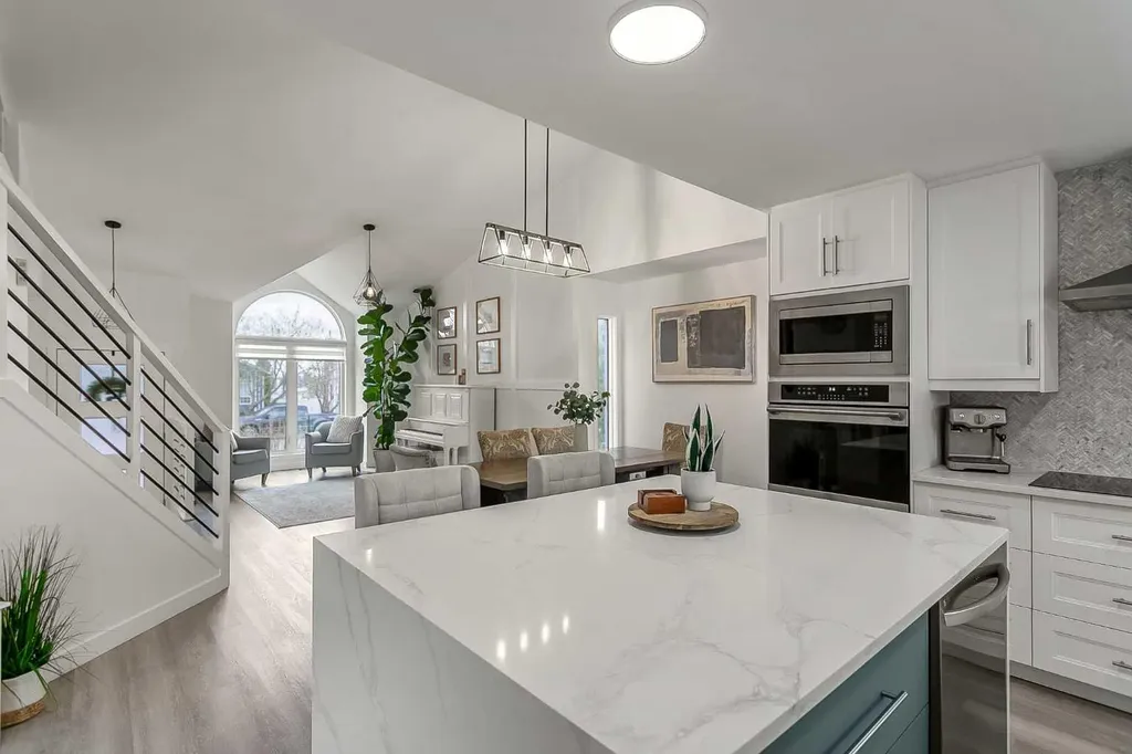 59 Rivercroft Close SE Calgary AB T2C 3X2