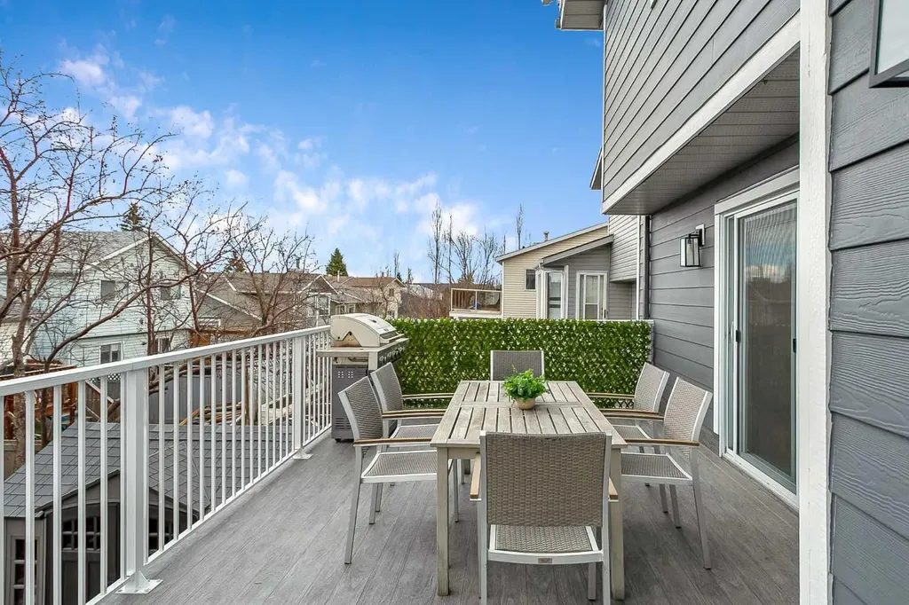 59 Rivercroft Close SE Calgary AB T2C 3X2