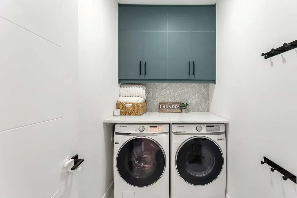 59 Rivercroft Close SE Calgary AB T2C 3X2