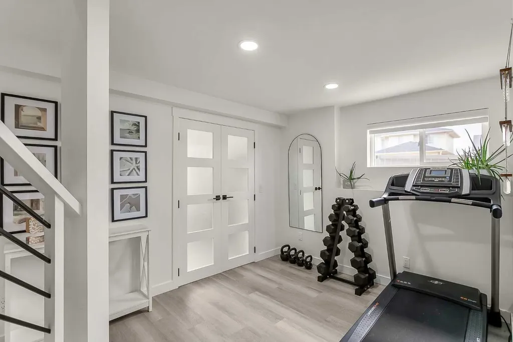 59 Rivercroft Close SE Calgary AB T2C 3X2