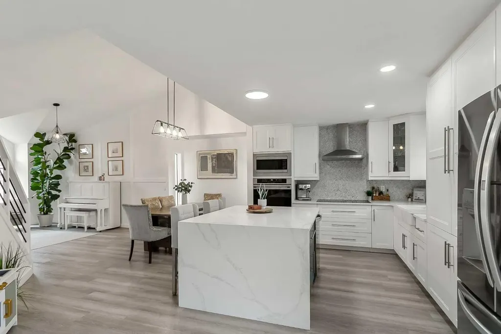 59 Rivercroft Close SE Calgary AB T2C 3X2