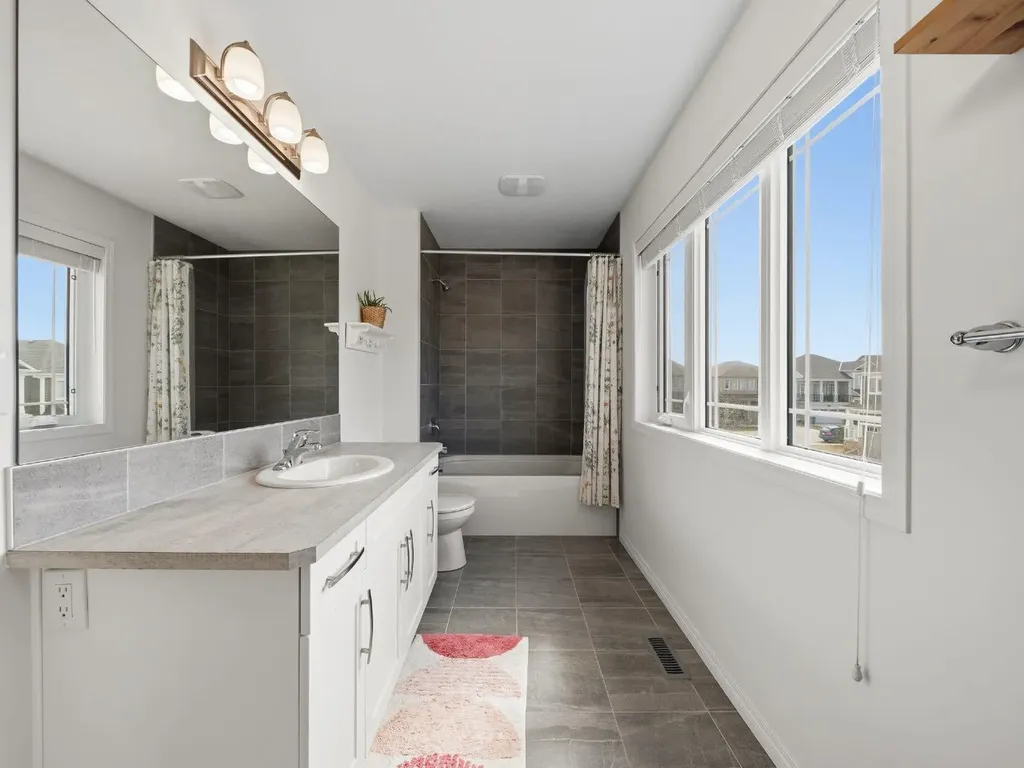 414 Windrow Common SW Airdrie AB T4B 4K4