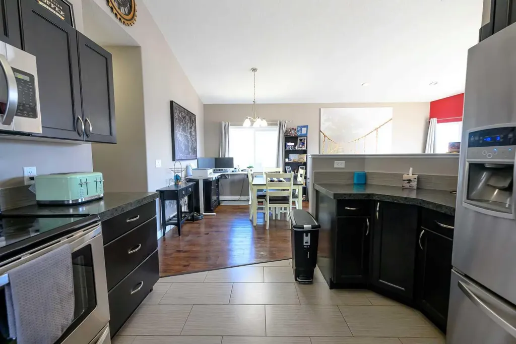 11514 75 Avenue Grande Prairie AB T8W 0J4