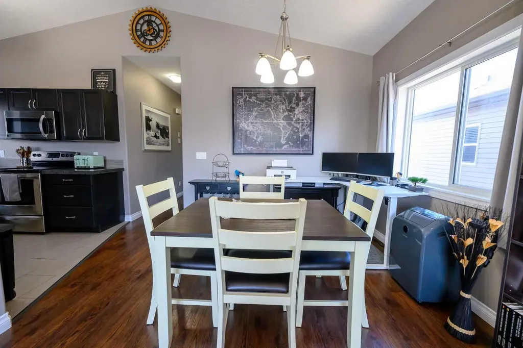 11514 75 Avenue Grande Prairie AB T8W 0J4