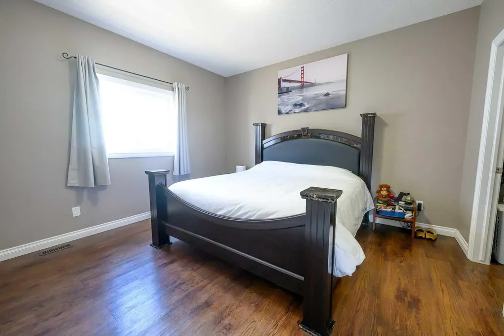 11514 75 Avenue Grande Prairie AB T8W 0J4