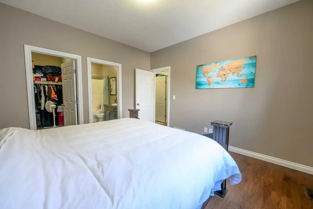 11514 75 Avenue Grande Prairie AB T8W 0J4