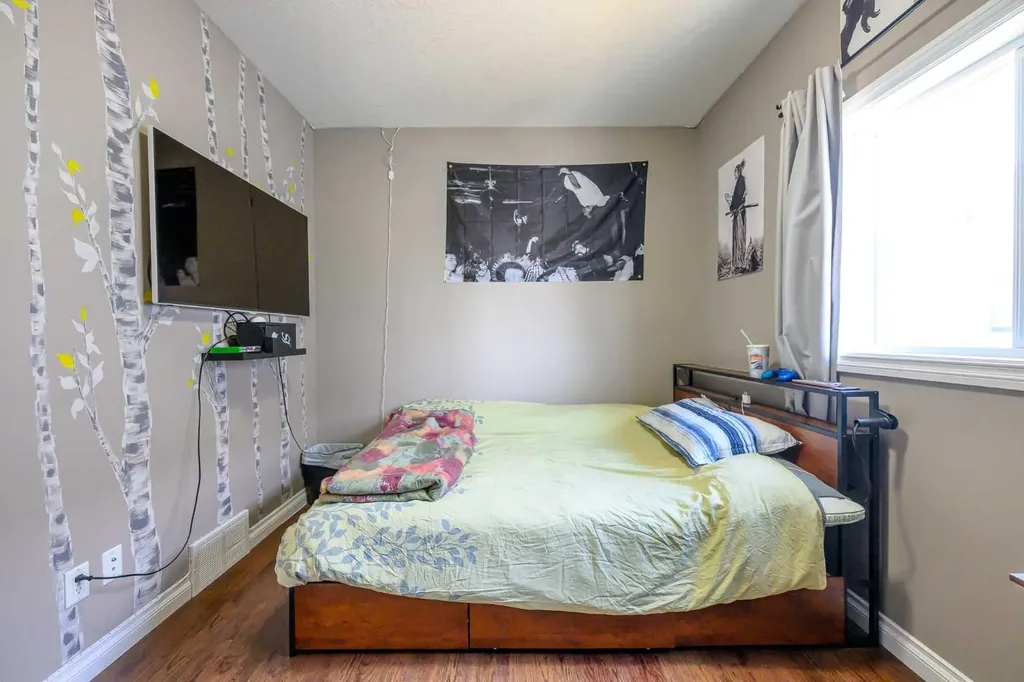 11514 75 Avenue Grande Prairie AB T8W 0J4