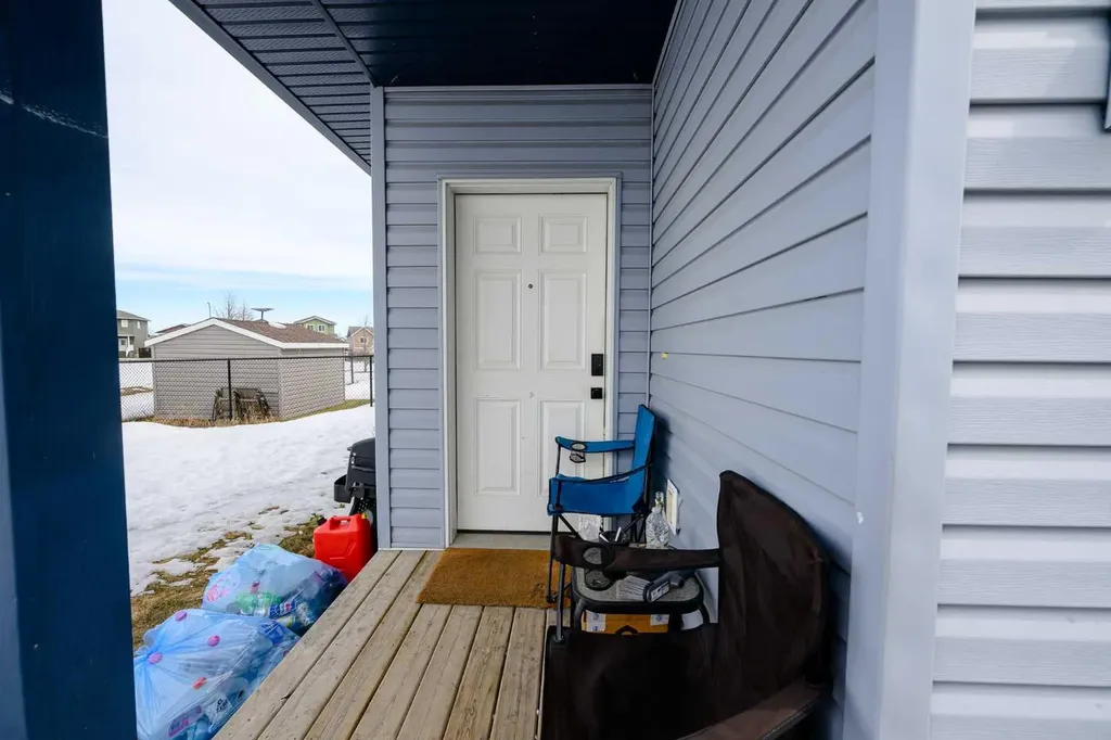 11514 75 Avenue Grande Prairie AB T8W 0J4