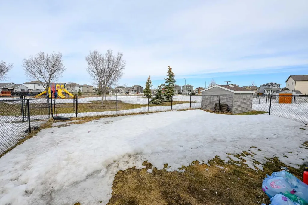 11514 75 Avenue Grande Prairie AB T8W 0J4