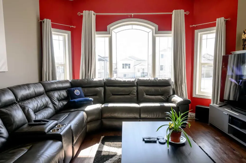 11514 75 Avenue Grande Prairie AB T8W 0J4