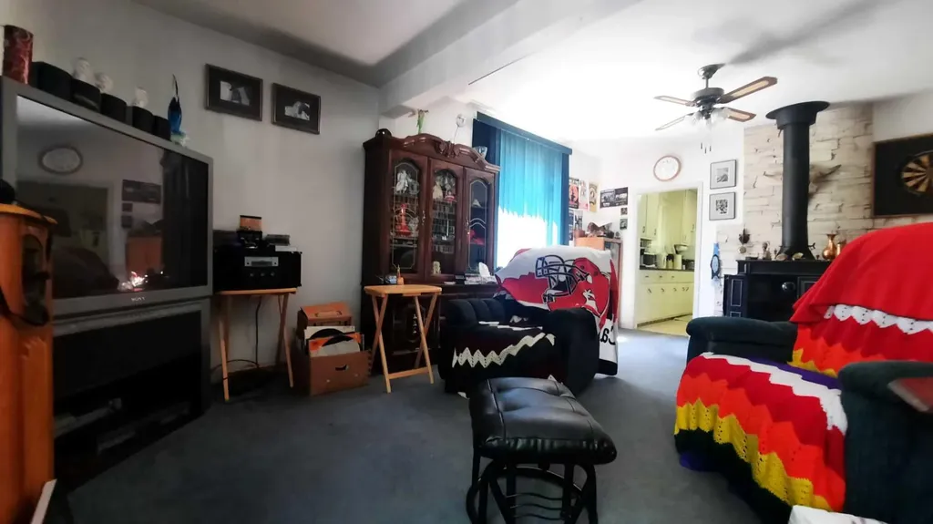 227 6 Street Drumheller AB T0J1B0